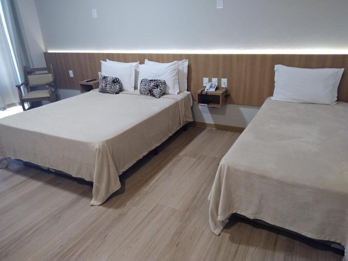 Rambo Hotel Алегрети Экстерьер фото