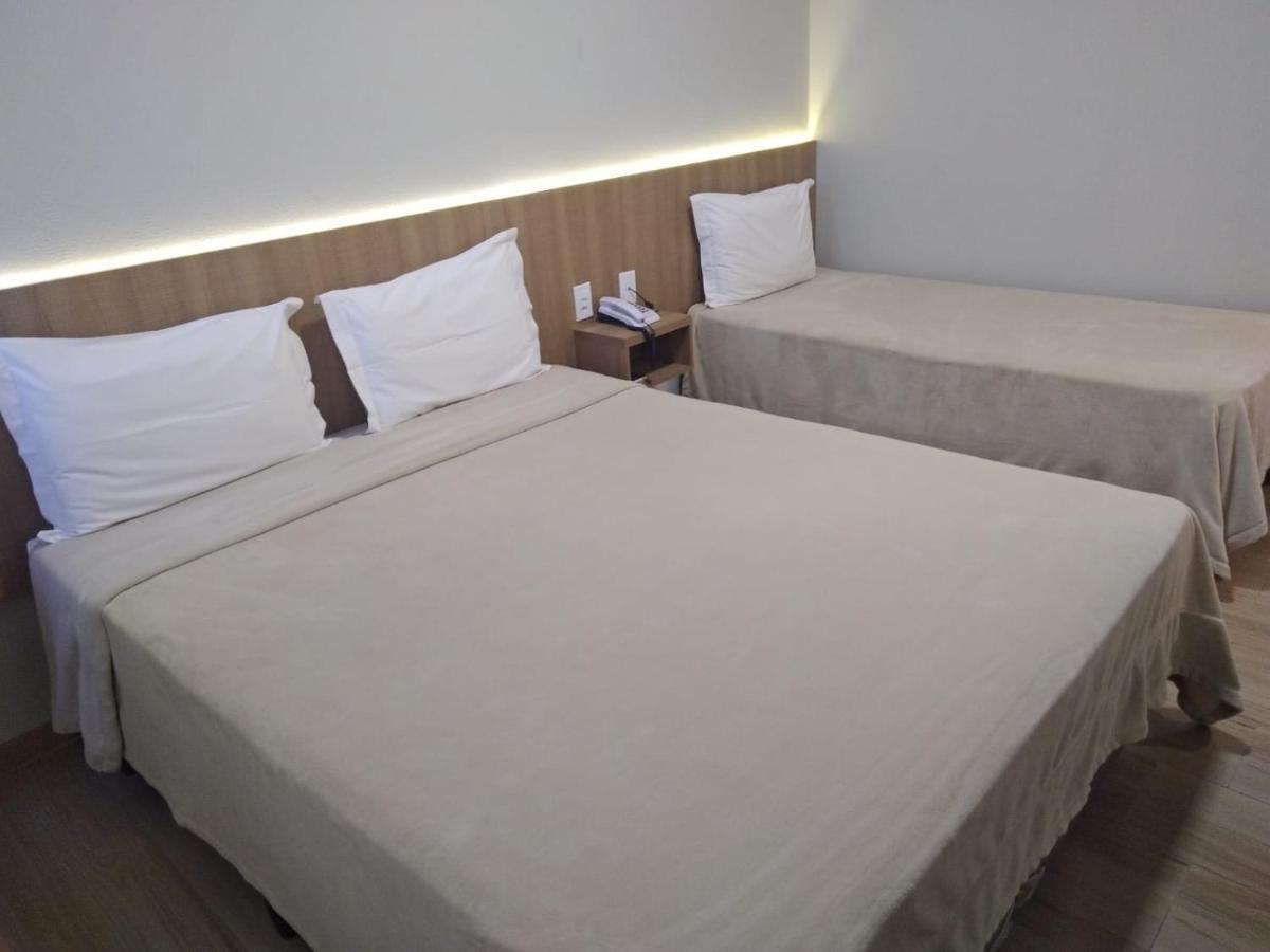 Rambo Hotel Алегрети Экстерьер фото